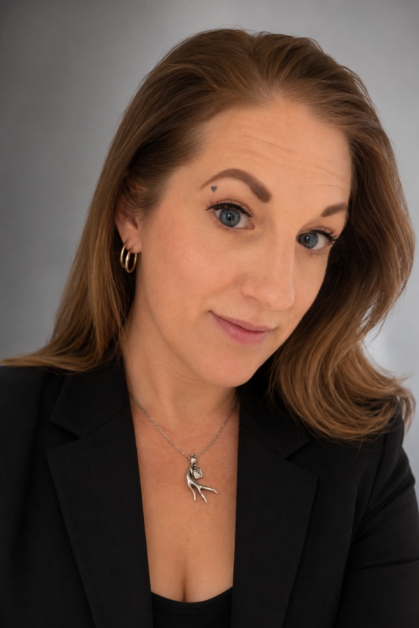 Cruise Brothers Travel Agent Cheri Chang